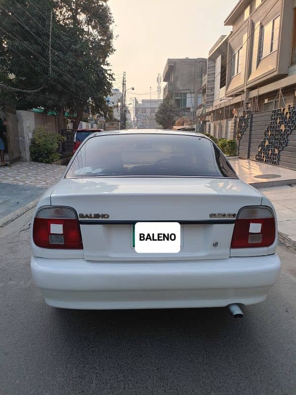 Suzuki Baleno 2000 1