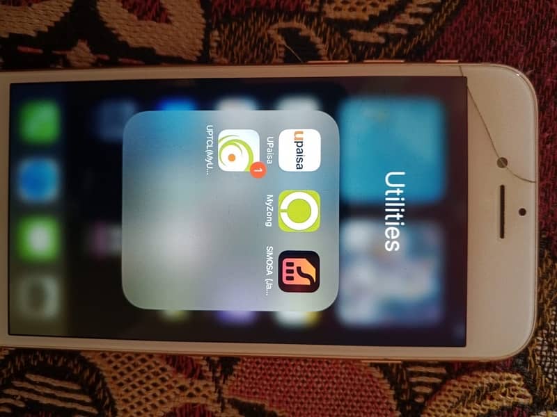 iPhone 8 Pubg beast 64gb price negotiable 4