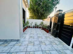 VERY SPACIOUS 3 BED PORTION AVAILABLE FOR RENT IN GULRAIZ