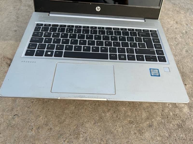 Hp probook 440 g6 core i5 8th genration 3