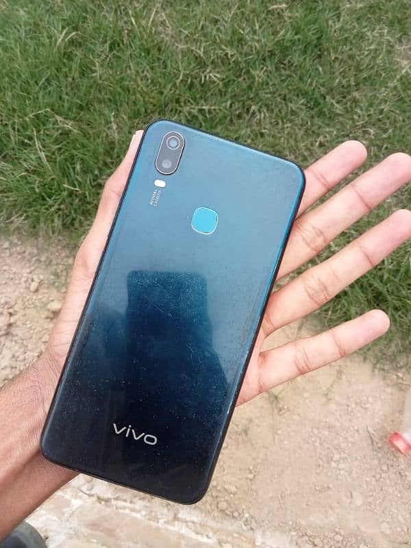 Vivo Y11 5