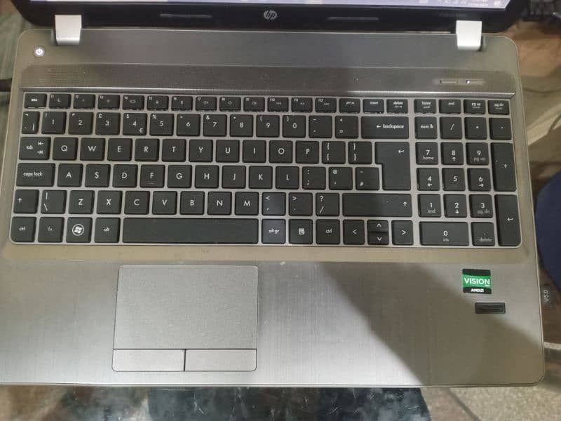 HP laptop AMD A6 3 generation with hd graphics 5