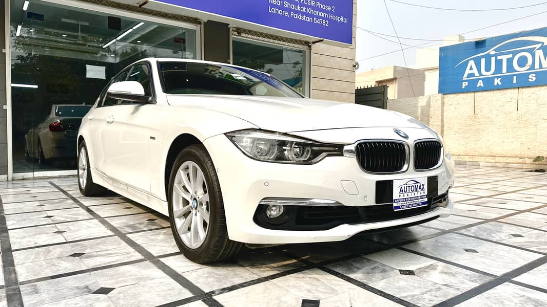 BMW 318i - 2017 1