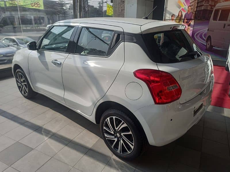 Suzuki Swift 2024 4