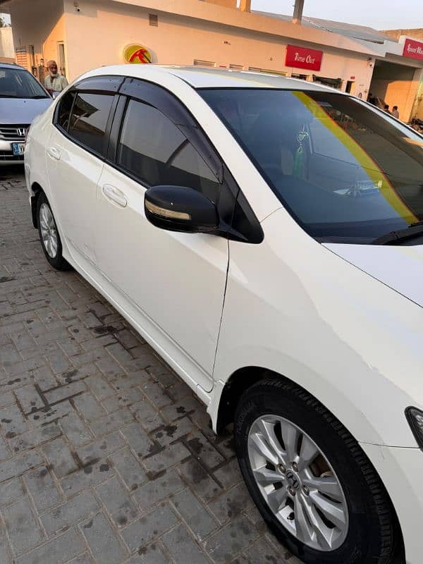 Honda City Aspire 2015 3