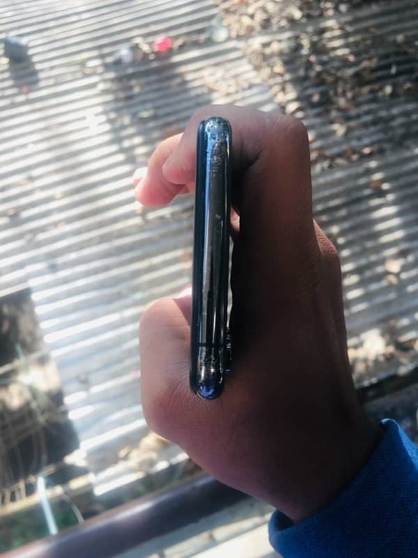 Apple iPhone Xs FU (urgent) 9