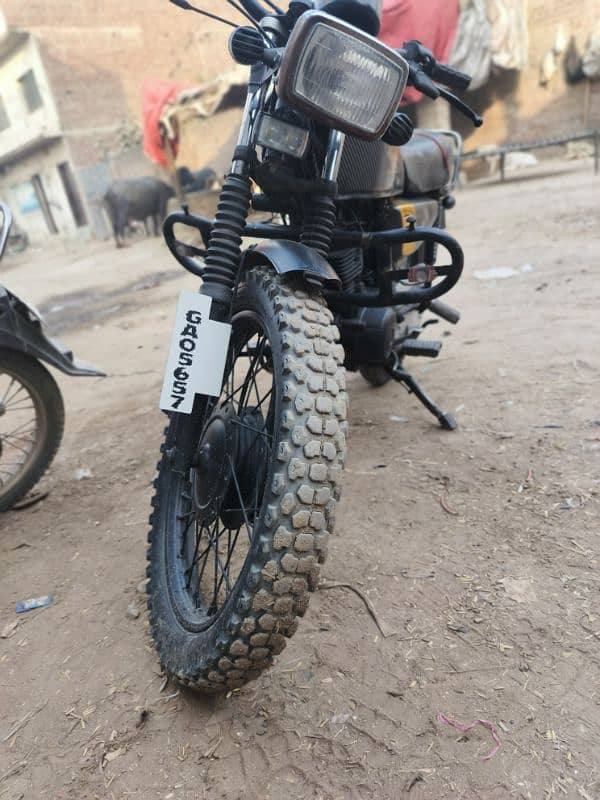 HONDA 125 MODIFIED 4