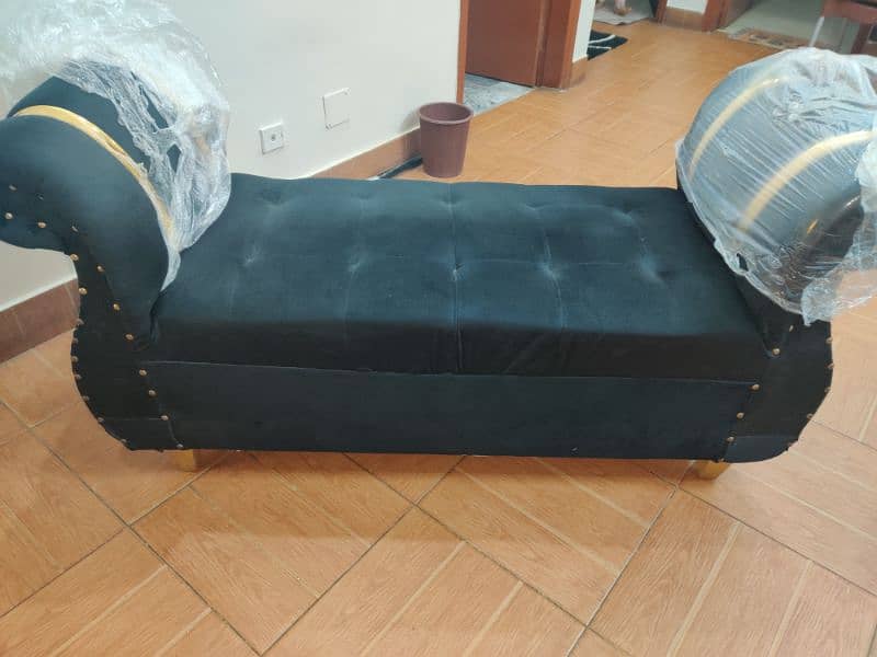 sethi sofa 2