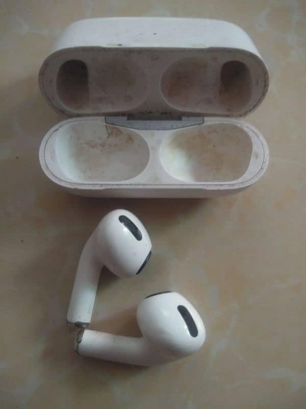 Airpodd iphne cabel 3