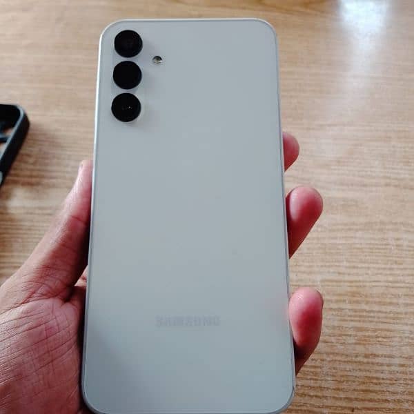 Samsung A15 for sale (8/256) 5