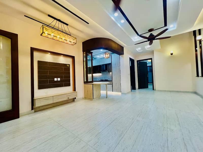 Neat Clean Portion For Rent in Gulraiz on Very Reasonable Rent 6