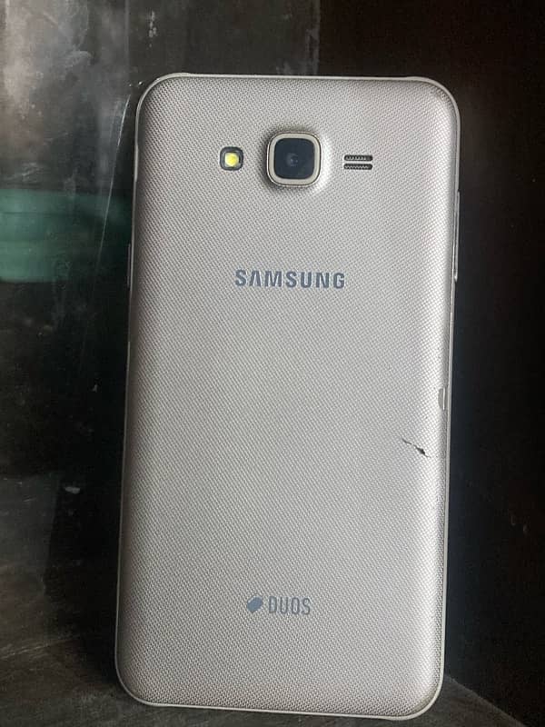 Samsung j7 core 2