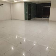 8 Marla Ground Floor Non Furnished Commercial Hall Available For Rent In Bahria Town Lahore