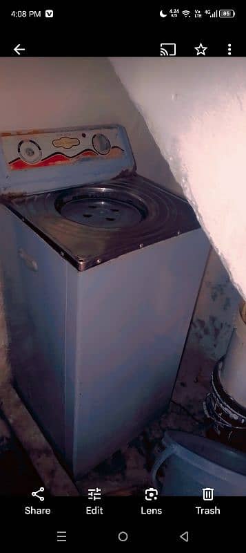 A dryer machine for sell. 1