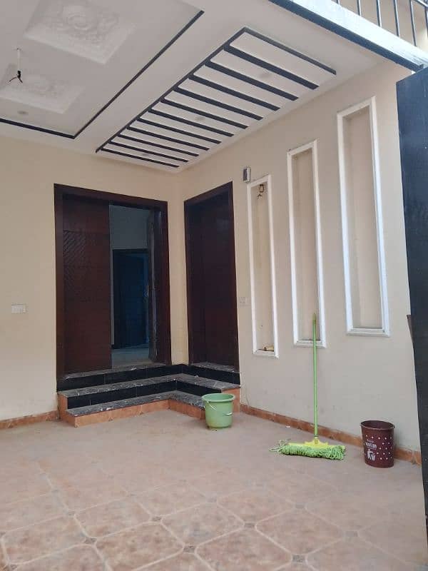 Beautiful Double Story House Shalimar T Chowk with gas(03277342171) 4