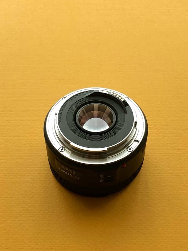 50mm 1.8 STM Lens - BRAND NEW CONDITION 3