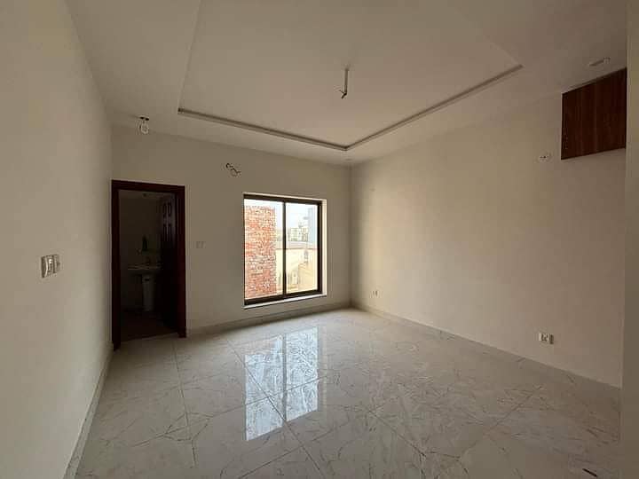 7.7 Marla Beautiful Luxury House for Sale In Buch Villas Phase 1, Multan 15