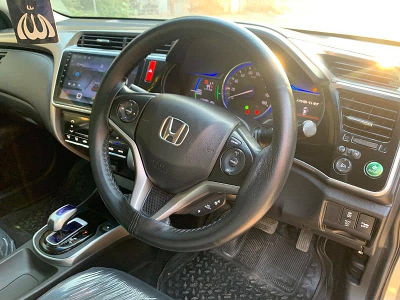 Honda Grace Hybrid 2016 7