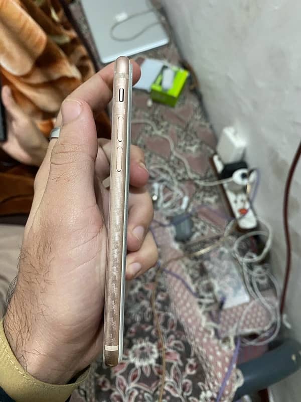 Iphone 8 PTA APROVED 7