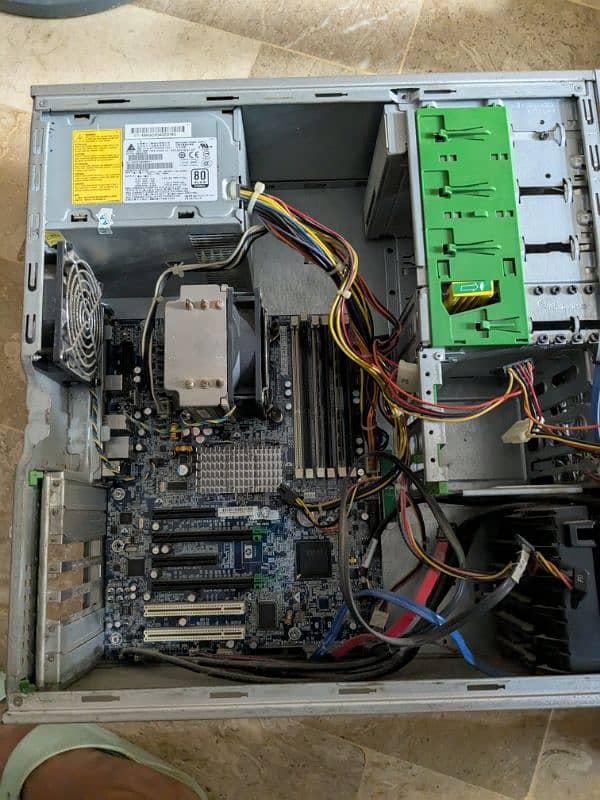 hp xeon z400 3