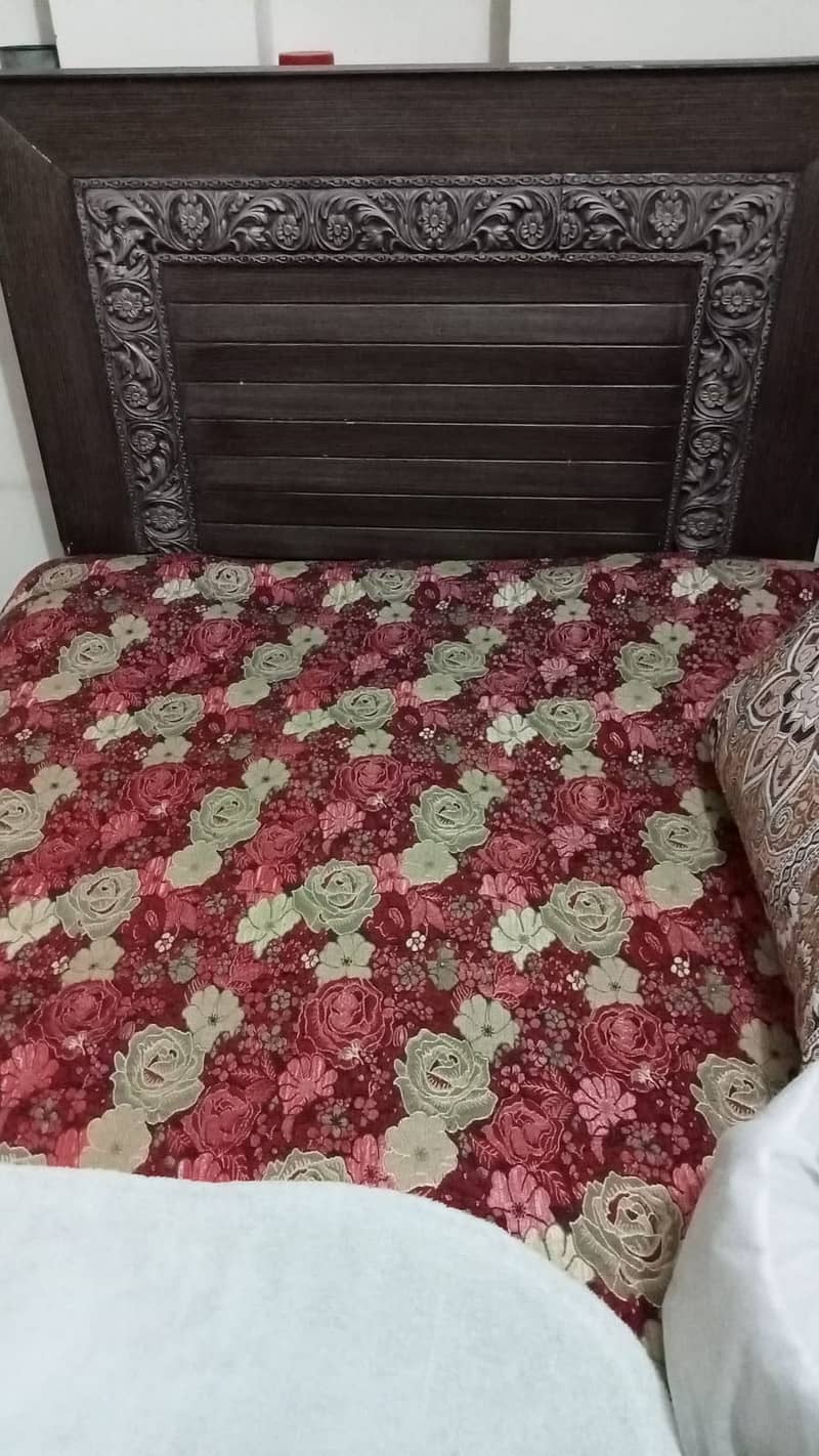 wooden bed // iron bed with dressing tables for sale 3