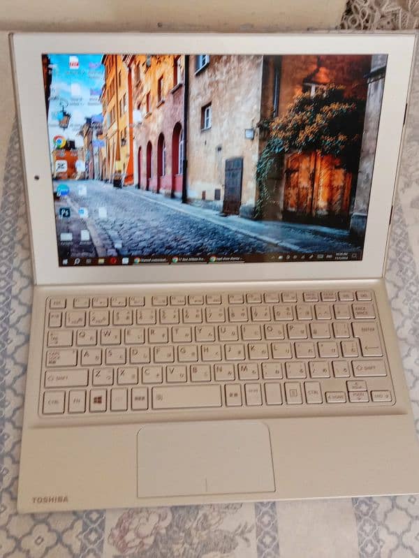 TOSHIBA DYNAPAD 10/10 4GB,64GB 5