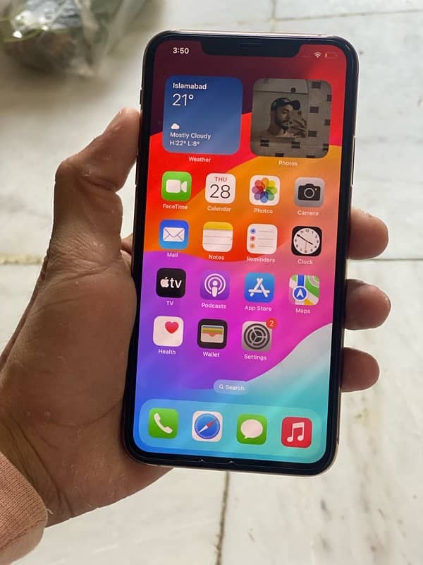 iPhone 11 pro max 7