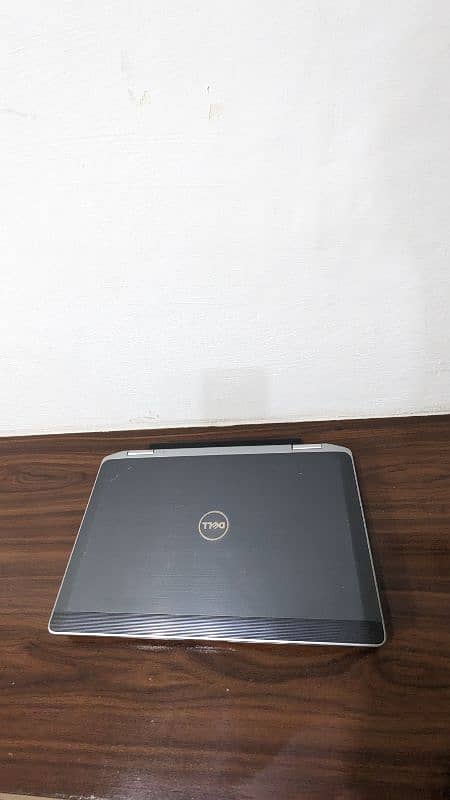 Dell Latitude i5 2nd 1