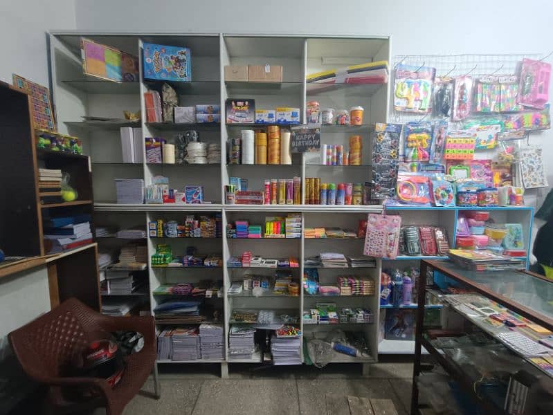 stationery ka saman para ha Wholesale rate pr 3