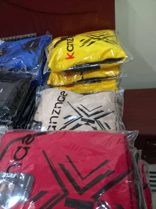 Branded Quality Tracksuits and Sweatshirts 1