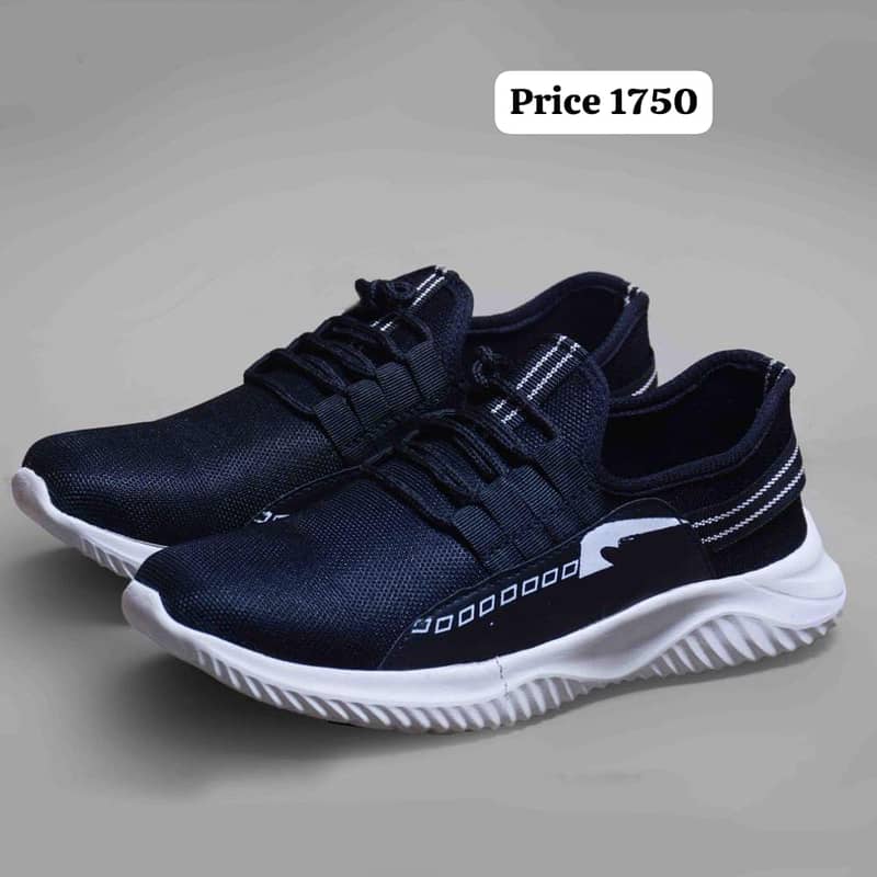 Joggers / sports shoes / sneakers / jogging shoes 1