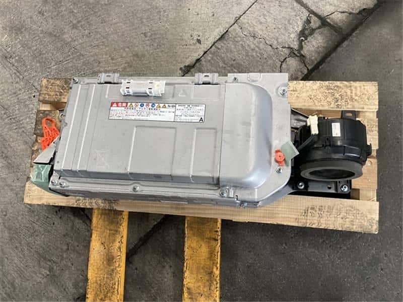 Prius hybrid battery aqua hybrid battery axio hybrid battery Abs unit 1