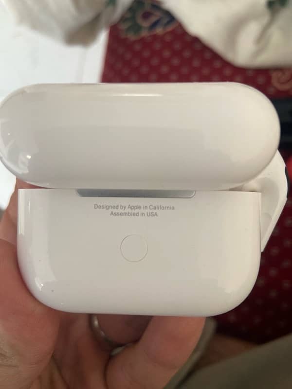 airpods pro 2nd generation  new all okay 2