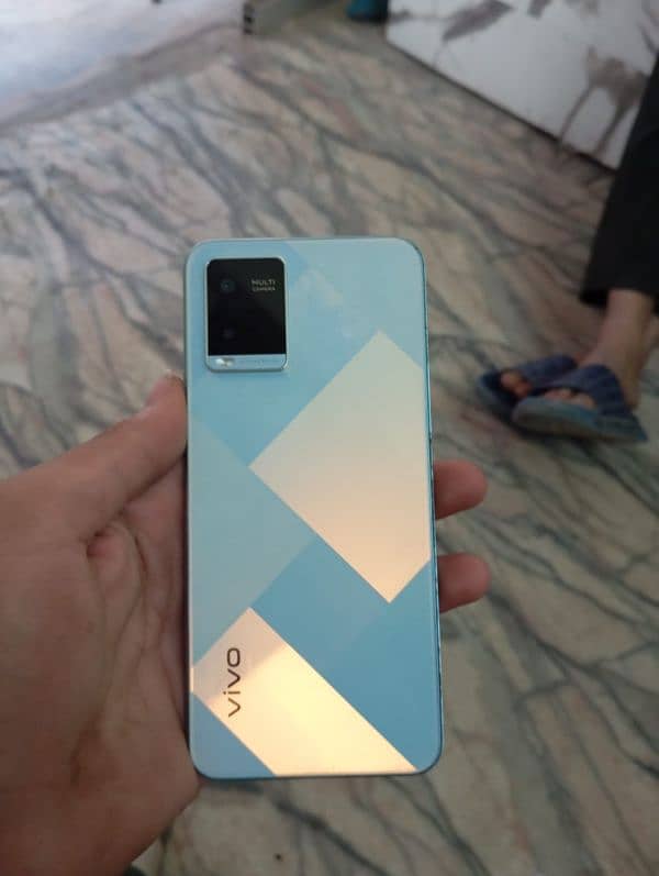 Vivo Y 21A 1