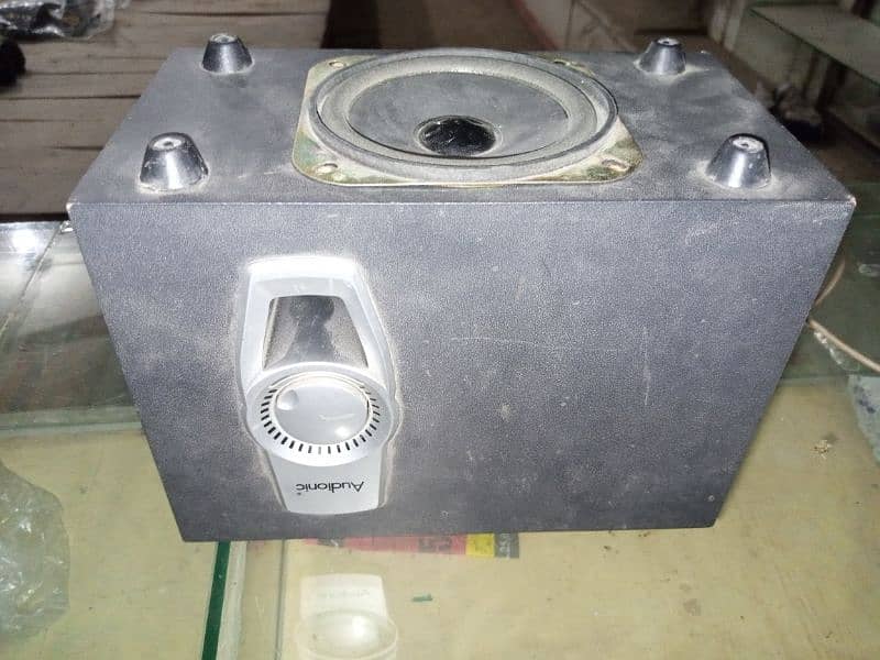 audionic subwoofer 1