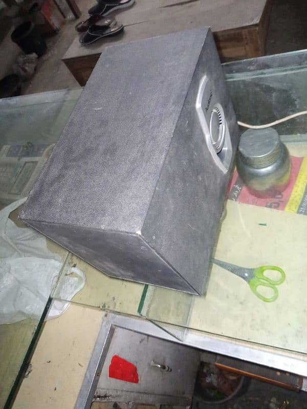 audionic subwoofer 8