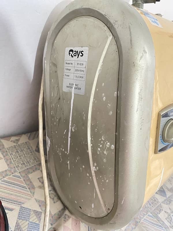 Rays ST-E30 electric water heater 3