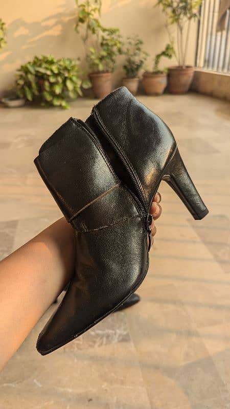 Low Heel Ankle Boots 2