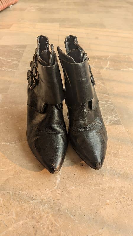 Low Heel Ankle Boots 3