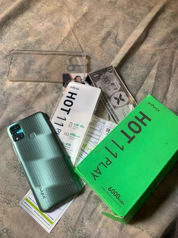 infinx hot 11play 4/64GB with box 6000mh battery 10/9,5 all ok 2