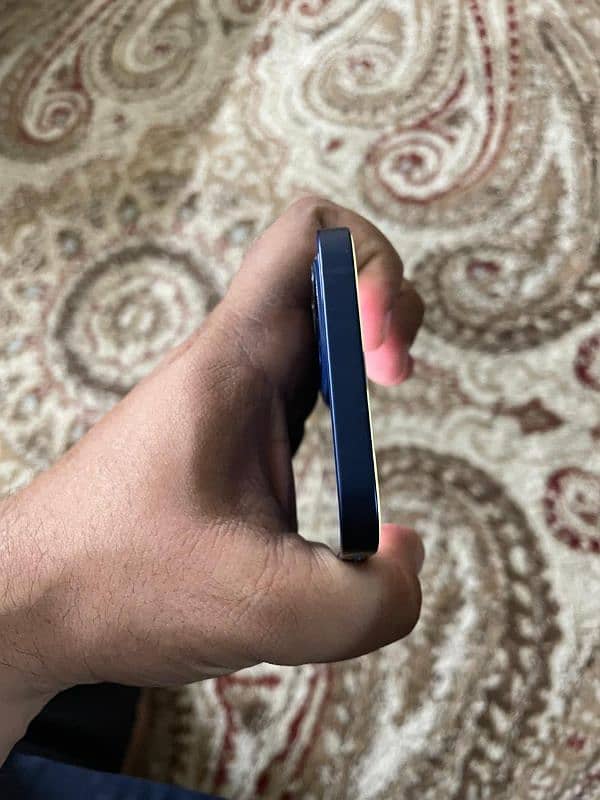 iphone 12 with box 128gb non pta sim working 10