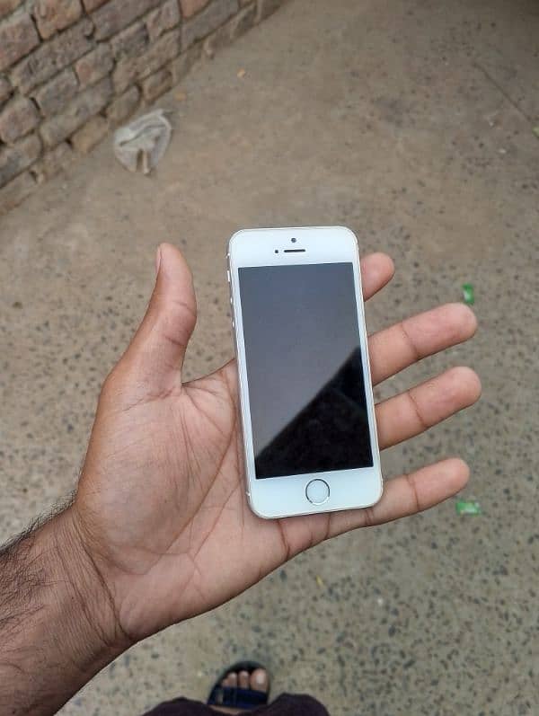 I phone 5s 32 gb Non Pta. 03271060622 1