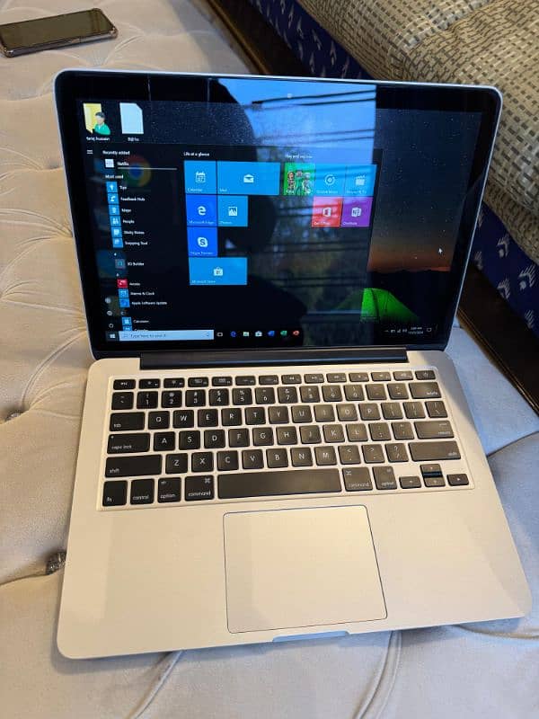 MacBook Pro 2015 Slim 2