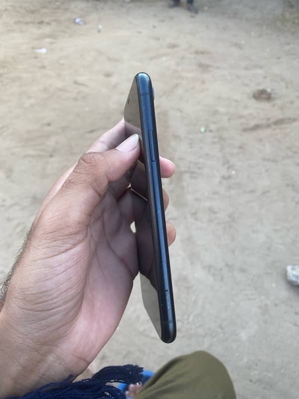 iphone xr 128GB 3