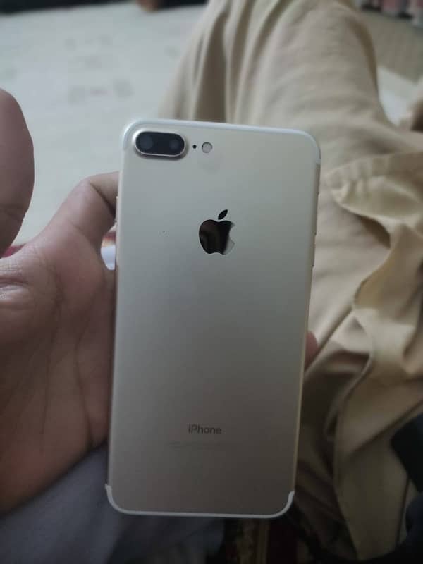 I phone 7 plus (128GB) exchange possible 0