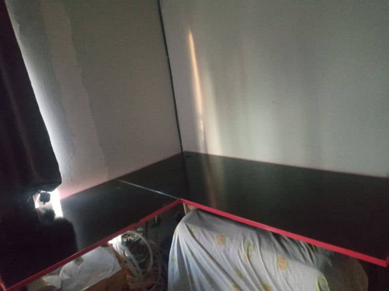 folding gaming L shaped table 0