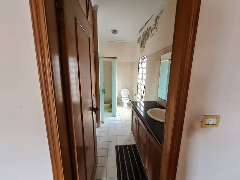 1 kanal Brand New Luxury Spanish House available For Rent In Airline housing Society Prime Location Near UCP University, UOL University, Abdul Sattar Eidi Road MotorwayM2, Shaukat Khanum Hospital 3