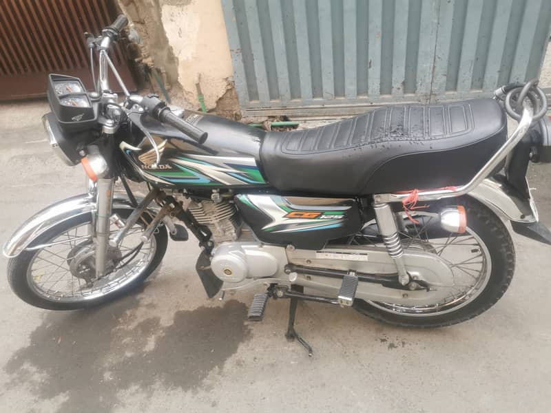 Honda 125 2023 6