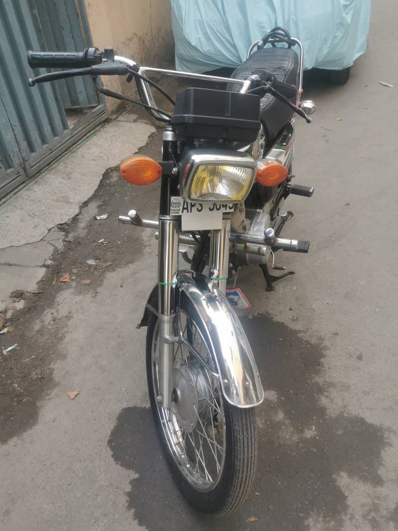 Honda 125 2023 9