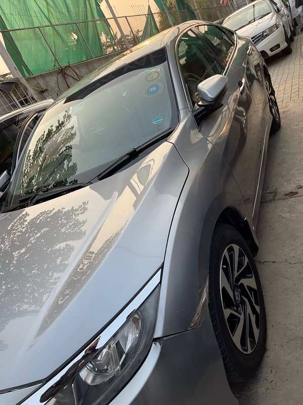 Honda Civic VTi 2017 3